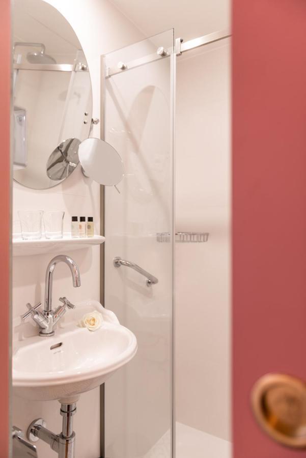 Hotel Du Champ De Mars Париж Екстериор снимка